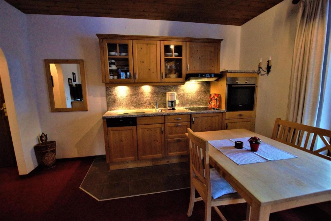 Ferienhaus Waldwinkl Hotel Grainau Szoba fotó