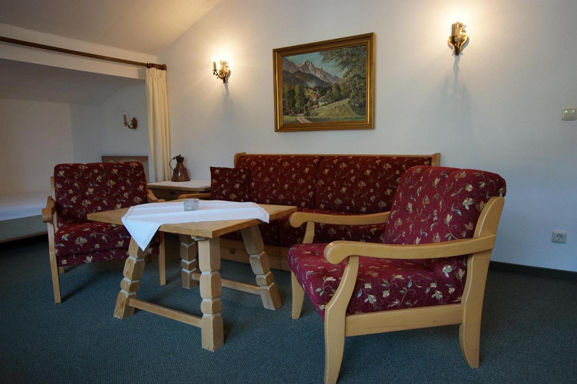 Ferienhaus Waldwinkl Hotel Grainau Szoba fotó